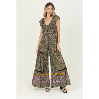 Angie Angie Flutter Slv Smocked Vneck Tie Front Jumpsuit (Q5Y41)