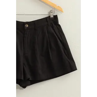 Double Zero Double Zero Pleated Shorts (DZ24A338)